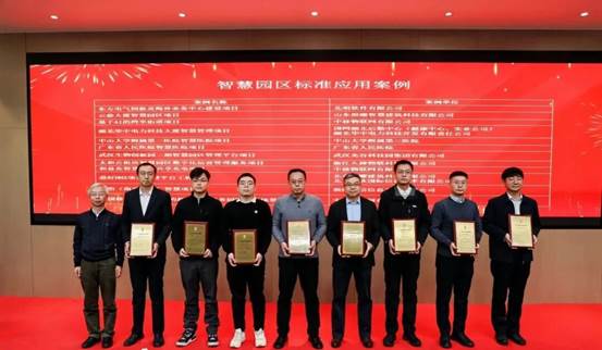 dd7a603617f5469b8a22937ba57c3347